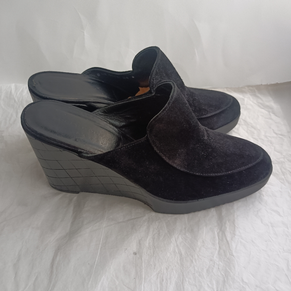 Robert Clergerie Clogs Platform Suede Size 7.5b